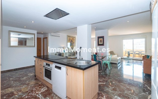 Resale - Apartment - Fuengirola - Carvajal