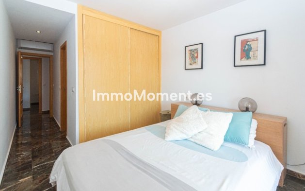 Resale - Apartment - Fuengirola - Carvajal