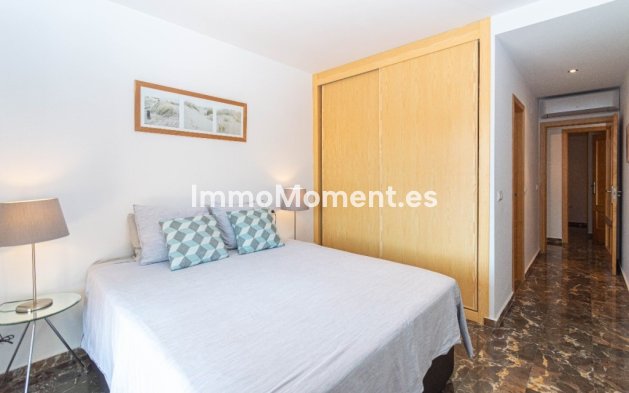 Resale - Apartment - Fuengirola - Carvajal