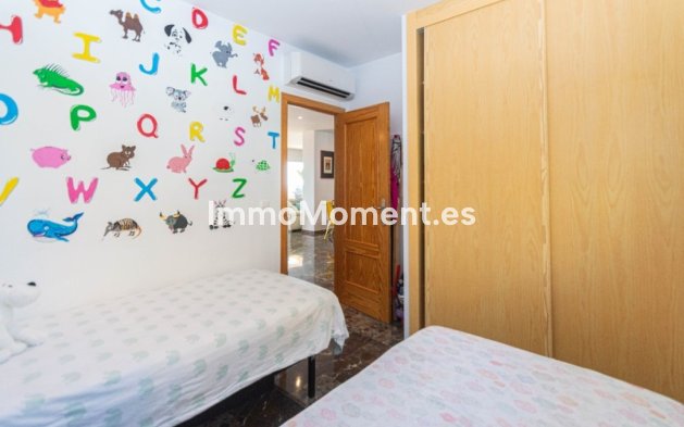 Resale - Apartment - Fuengirola - Carvajal