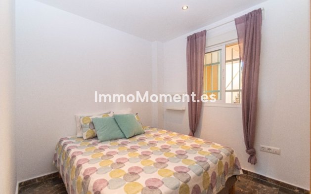 Resale - Apartment - Fuengirola - Carvajal