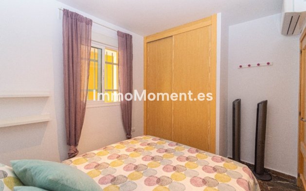 Resale - Apartment - Fuengirola - Carvajal