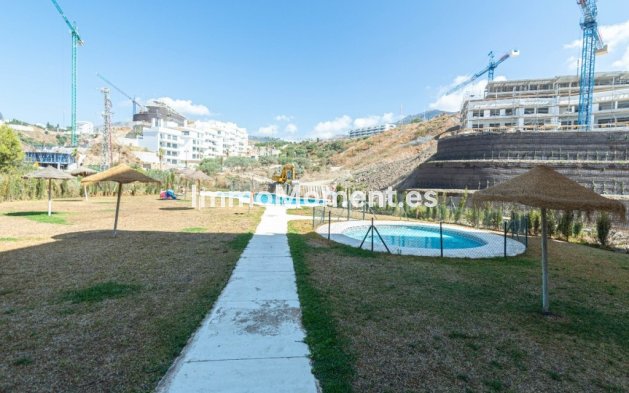 Resale - Apartment - Fuengirola - Carvajal