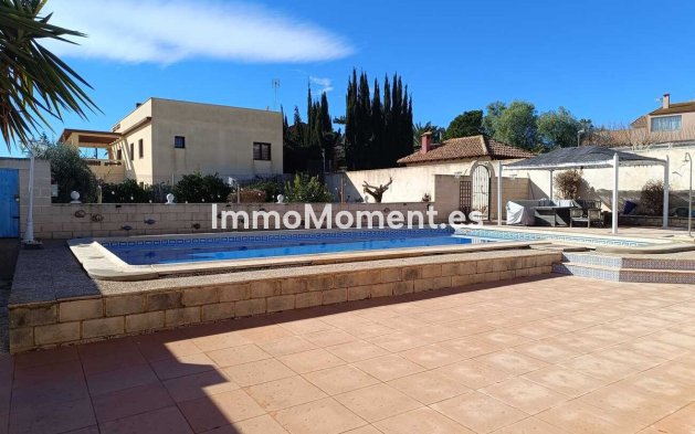 Revente - Villa - Fortuna - El Reloj