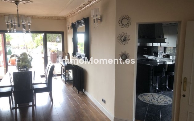 Wiederverkauf - Villa - Benalmadena - Benalmadena Centro