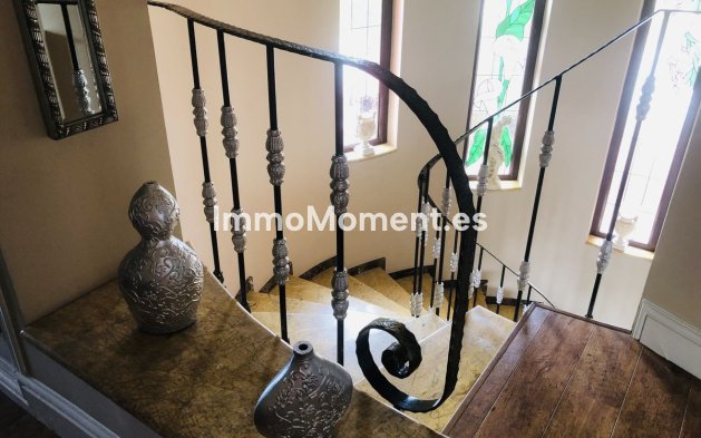 Wiederverkauf - Villa - Benalmadena - Benalmadena Centro