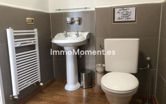 Wiederverkauf - Villa - Benalmadena - Benalmadena Centro