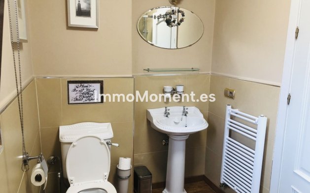 Wiederverkauf - Villa - Benalmadena - Benalmadena Centro