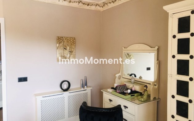 Wiederverkauf - Villa - Benalmadena - Benalmadena Centro