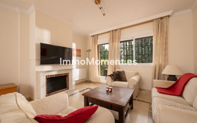 Reventa - Villa - Marbella - Elviria