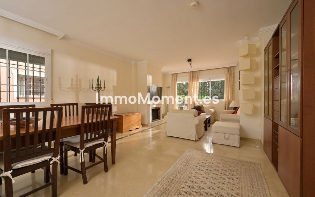 Reventa - Villa - Marbella - Elviria