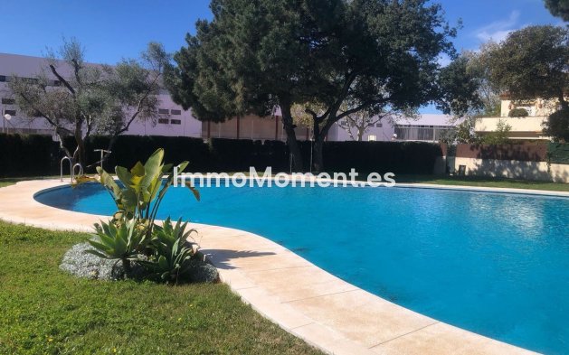 Reventa - Villa - Marbella - Elviria