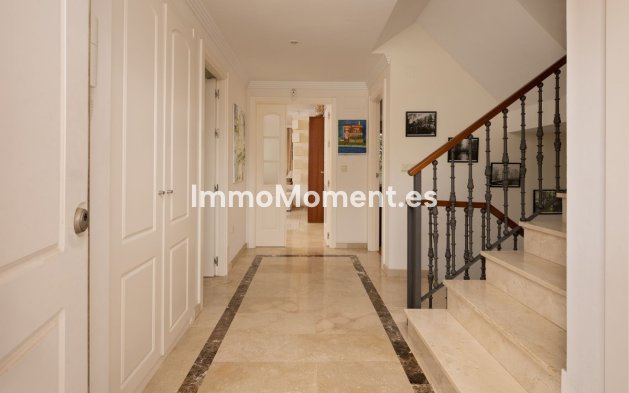 Reventa - Villa - Marbella - Elviria