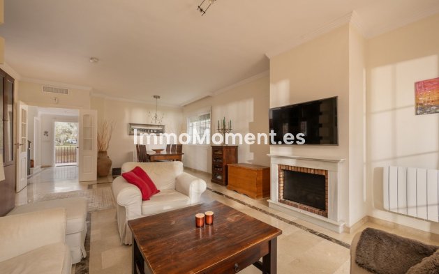Reventa - Villa - Marbella - Elviria