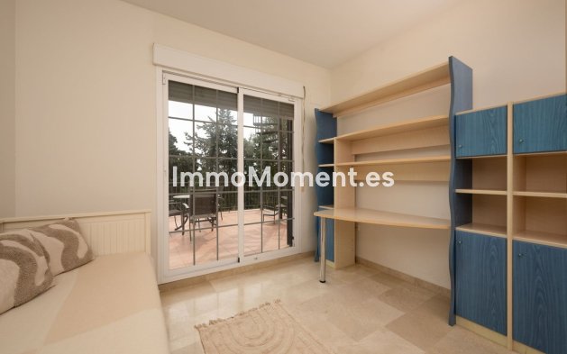 Reventa - Villa - Marbella - Elviria