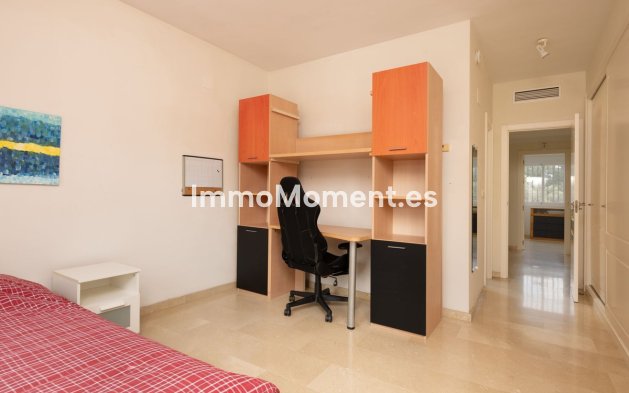 Reventa - Villa - Marbella - Elviria