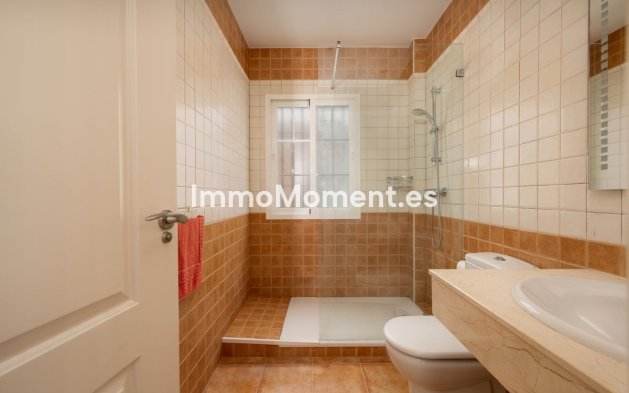 Reventa - Villa - Marbella - Elviria