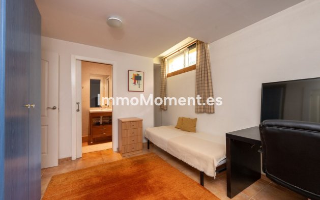 Reventa - Villa - Marbella - Elviria