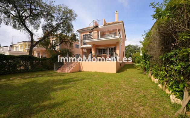 Reventa - Villa - Marbella - Elviria