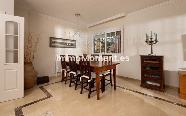 Reventa - Villa - Marbella - Elviria