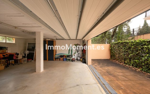 Reventa - Villa - Marbella - Elviria