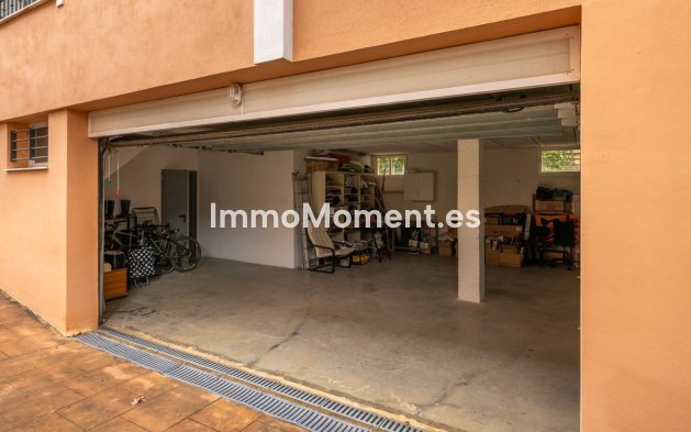 Reventa - Villa - Marbella - Elviria