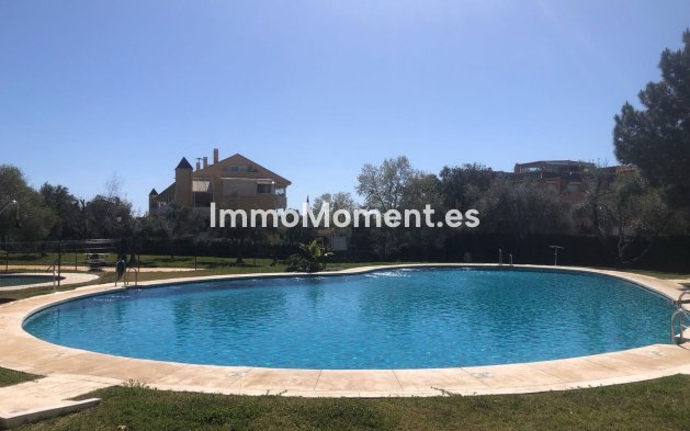 Reventa - Villa - Marbella - Elviria