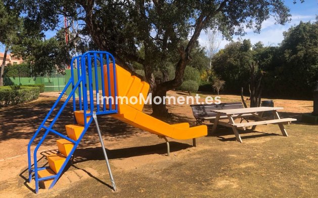 Reventa - Villa - Marbella - Elviria