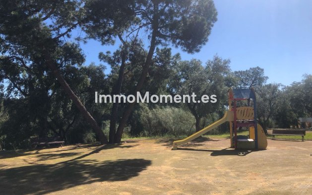 Reventa - Villa - Marbella - Elviria