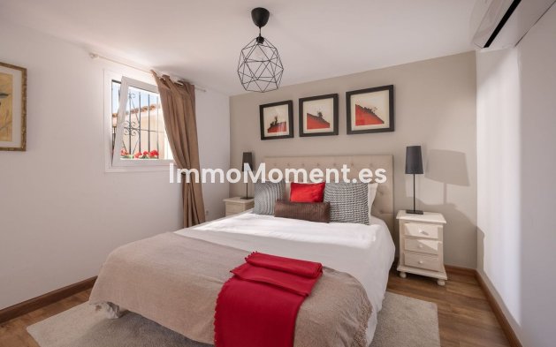 Revente - Villa - Marbella - Río Real