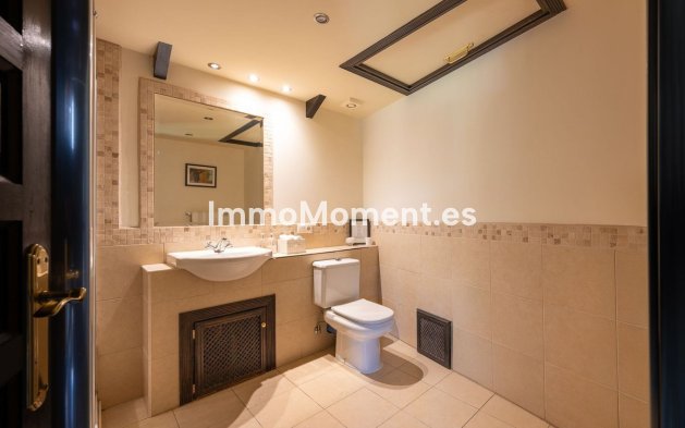 Revente - Villa - Marbella - Río Real