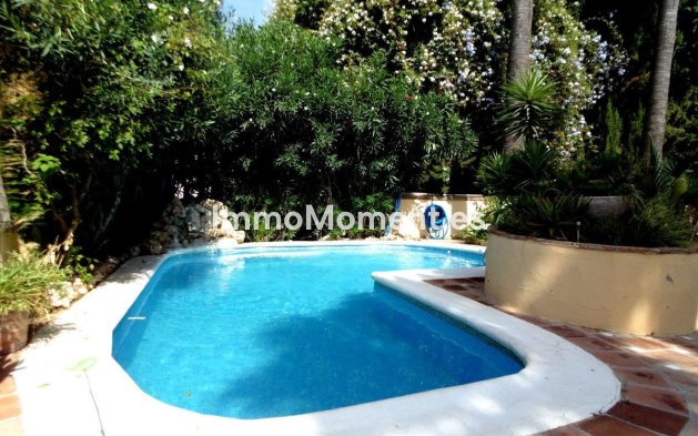 Wiederverkauf - Villa - Mijas - Sierrezuela