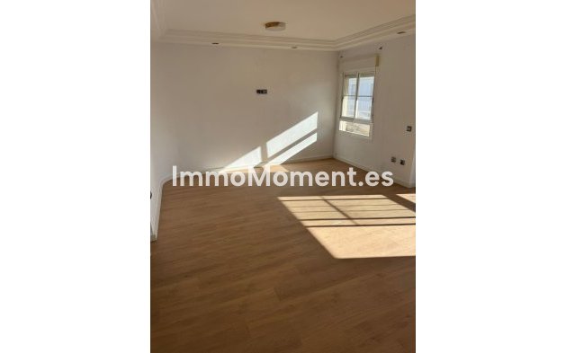 Wiederverkauf - Wohnung - Torremolinos - El Pinillo