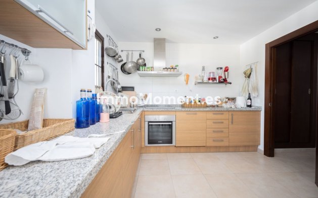 Bestaande woning - Appartement - Marbella - Altos de los Monteros