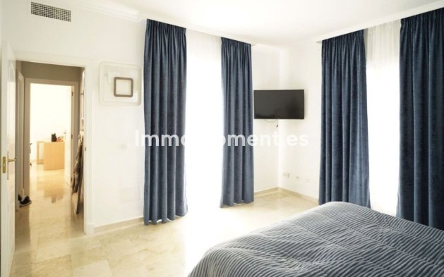 Bestaande woning - Geschakelde woning - Marbella - Aloha