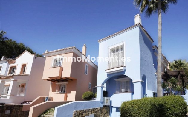 Bestaande woning - Geschakelde woning - Marbella - Aloha