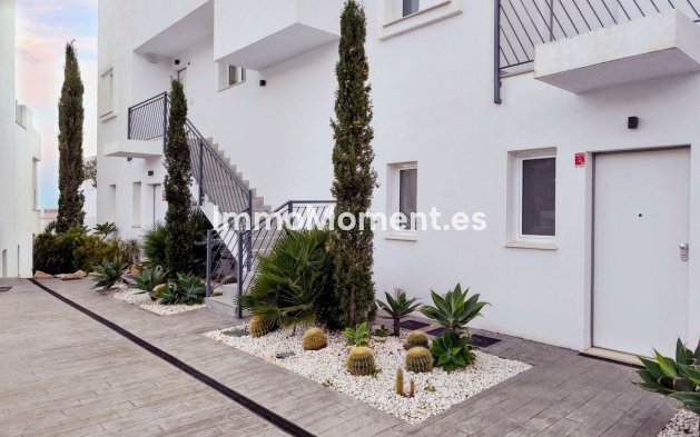 Wiederverkauf - Wohnung - Marbella - Altos de los Monteros