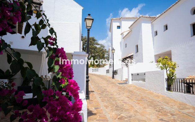 Wiederverkauf - Wohnung - Marbella - Altos de los Monteros