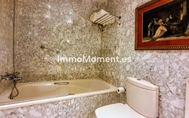 Wiederverkauf - Wohnung - Marbella - Puerto Banús