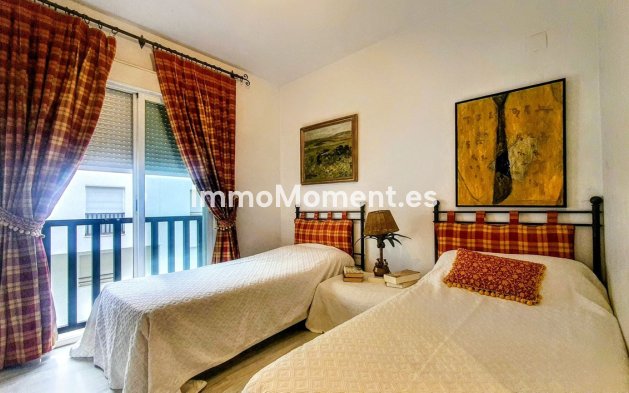 Wiederverkauf - Wohnung - Marbella - Puerto Banús