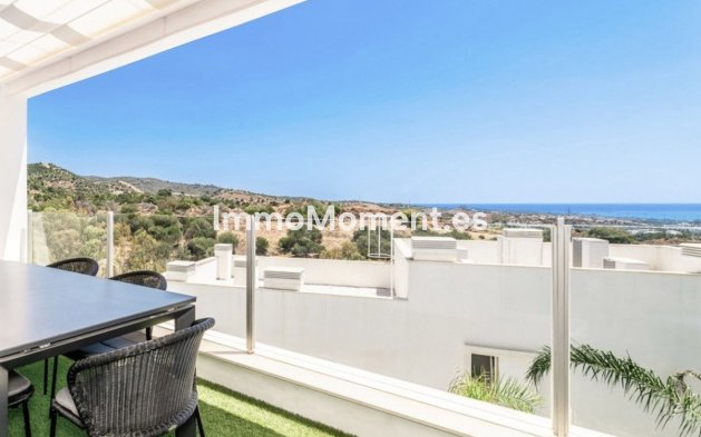 Resale - Apartment - Marbella - Altos de los Monteros