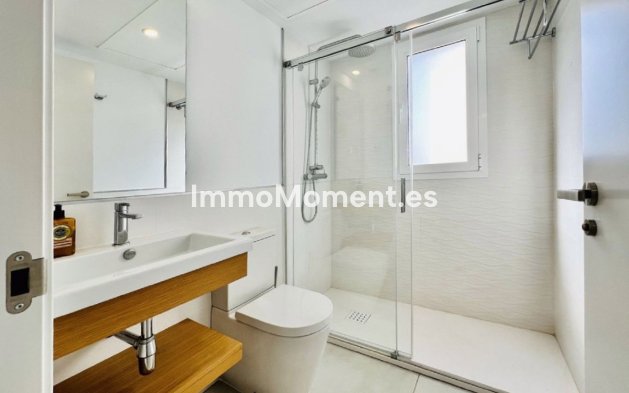 Resale - Apartment - Marbella - Altos de los Monteros