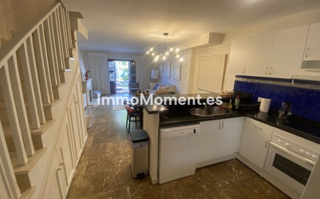 Revente - Maison mitoyenne - Estepona  - Estepona Centro