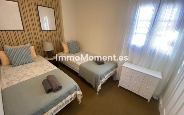 Revente - Maison mitoyenne - Estepona  - Estepona Centro