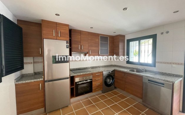 Revente - Villa - Manilva - Manilva Centro