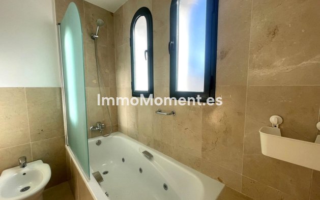 Revente - Villa - Manilva - Manilva Centro