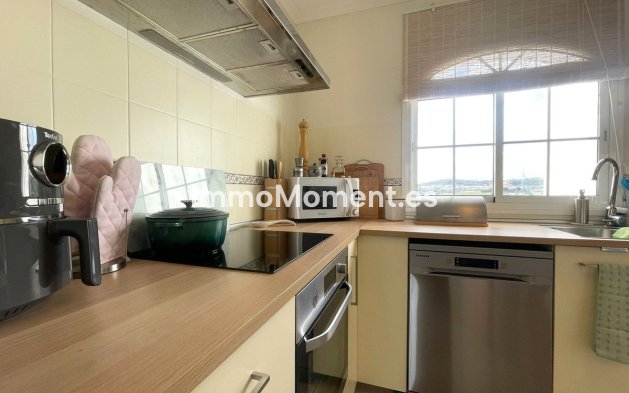 Wiederverkauf - Wohnung - Estepona  - Estepona Centro