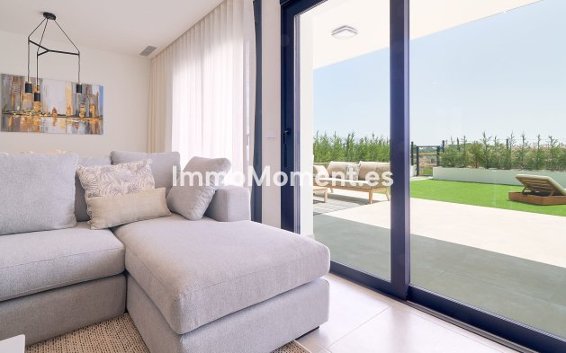 Neubau - Bungalow - Estepona  - Estepona