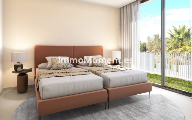 Obra nueva - Villa independiente - Estepona  - Estepona