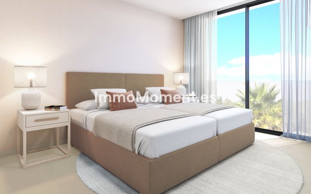 Obra nueva - Villa independiente - Estepona  - Estepona